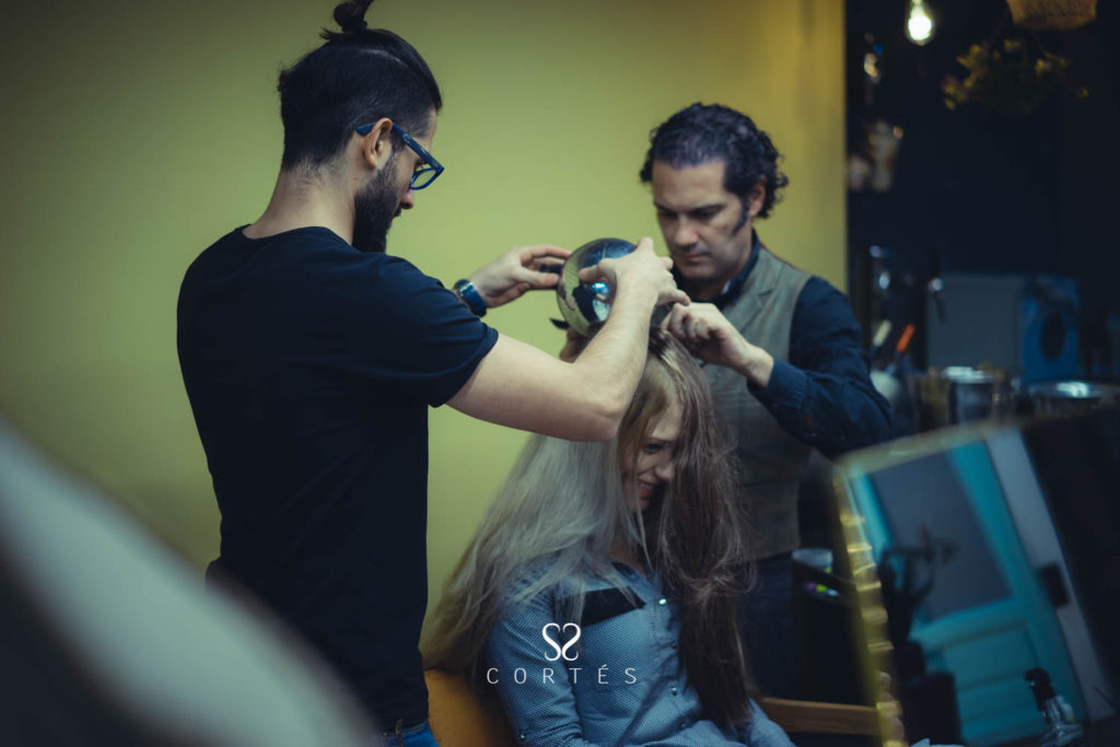 Emprender un nuevo camino en este mundo de la Peluquería desde Barakaldo y Bilbao y un nuevo sueño con la apertura de este nuevo salón en Madrid es emprender en un nuevo sueño.
