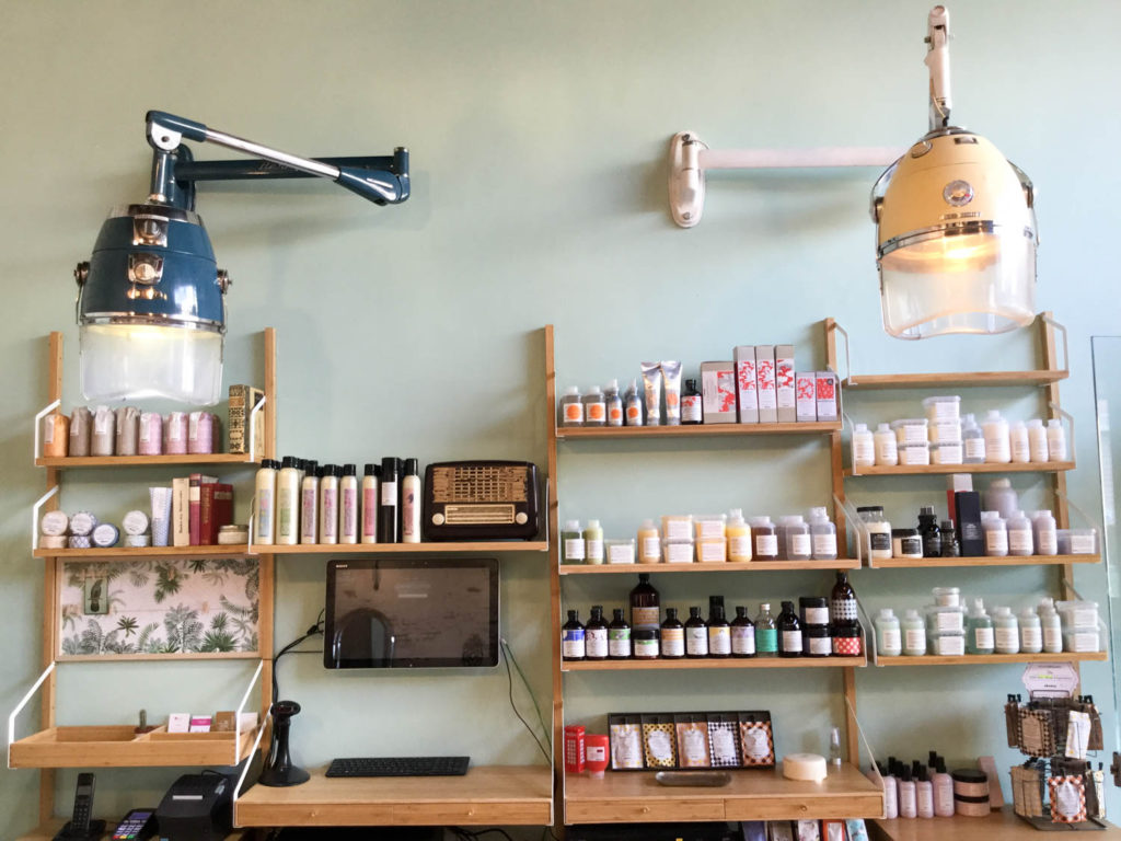 Peluquería-estética-salón-de-belleza-bilbao-raúl-de-andreas